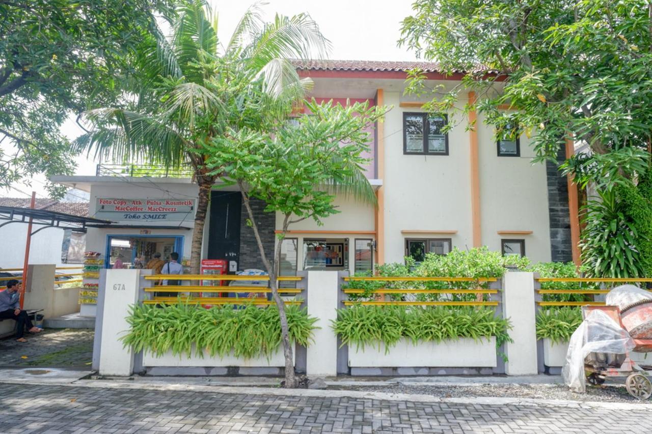 Hotel Reddoorz Syariah Near Exit Tol Krapyak Semarang Exterior foto